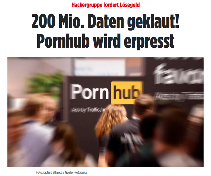 Natürlich waren da „Patrioten“ angemeldet.
Also jene, die sonst lautstark gegen Sittenverfall wettern, Regenbogenflaggen für Teufelswerk halten und erklären, sie hätten seit 1993 kein Internet mehr benutzt, außer für Recherche.
Manche wollten bestimmt nur prüfen, ob das Internet