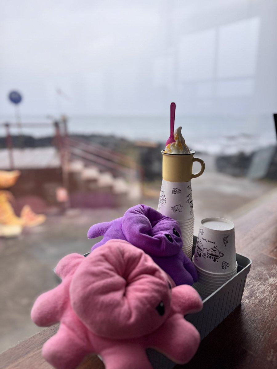 📍 제주 
📍 문개항아리 조천본점
📍 제주시 조천읍 
      조함해안로 217-1 1층

📌카카오평점 4.6
📌09:30-19:50
      브레이크타임 15-16
📌 캐치테이블 원격줄서기 없음

🎈 문어해물떡볶이 
       모듬튀김
      우선 엄청 친절하시고
리뷰 작성하면 아이스크림 제공이나           그냥 모두