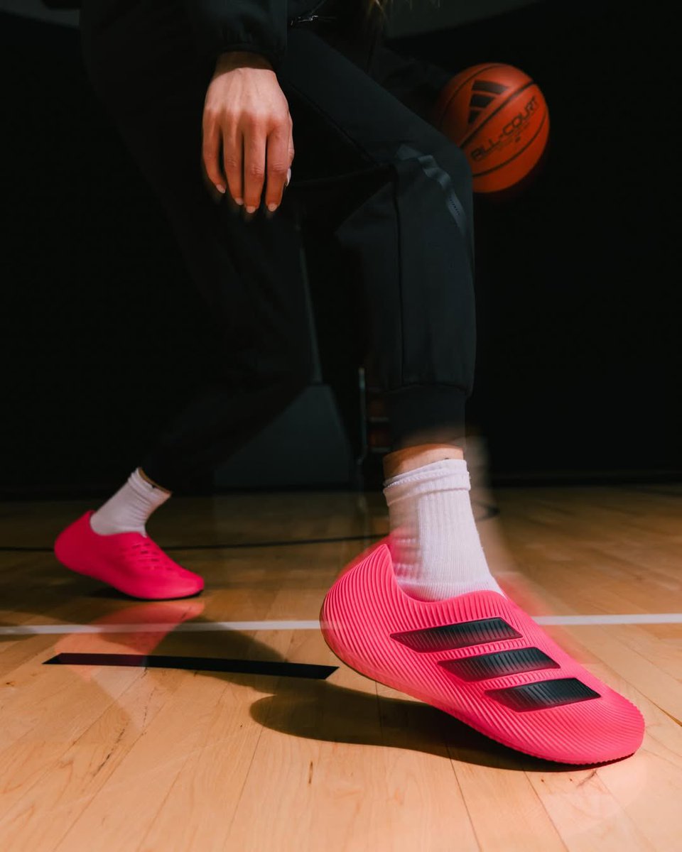 Sophie x Adidas FTW!!🔥🔥

Loving the “Lucid Pink” <a href="/adidasHoops/">adidas Basketball</a> <a href="/sophaller/">Sophie Cunningham</a>