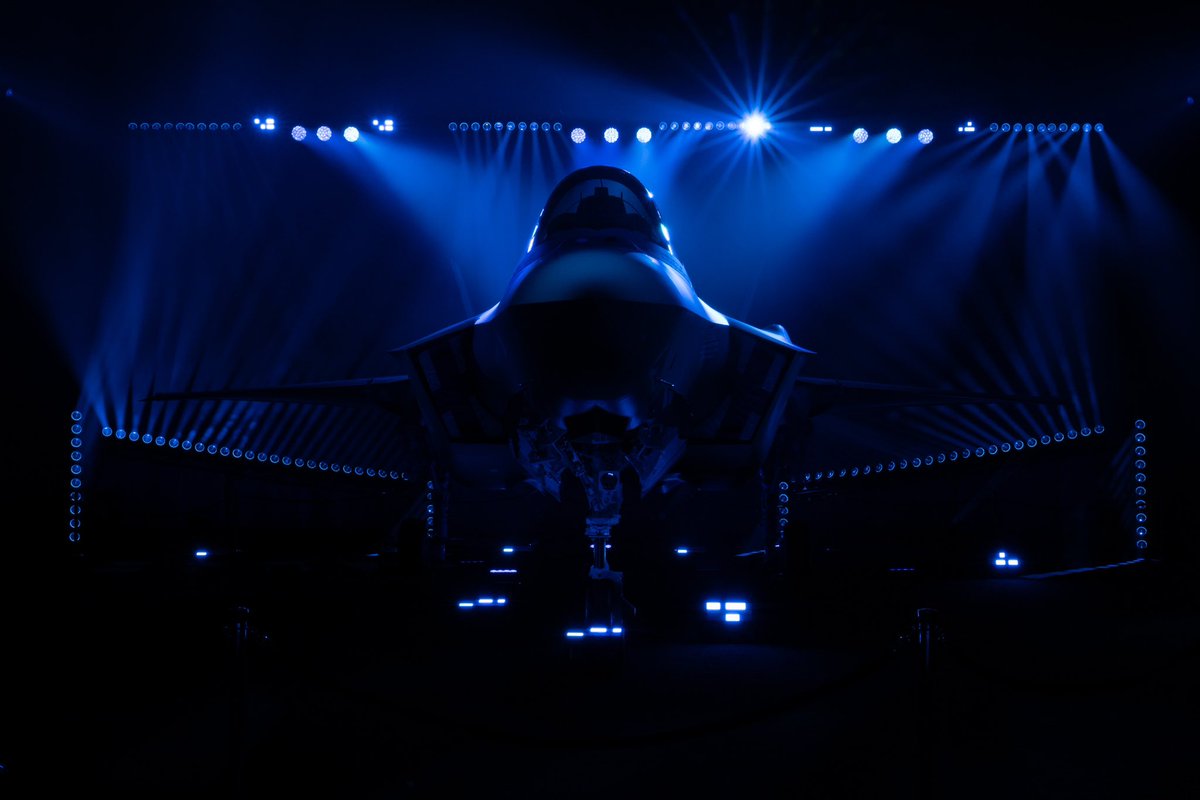 FinnishAirForce's tweet photo. Läs mer om F-35:s betydelse för Finlands och alliansens gemensamma försvar: https://t.co/hTohwABkYg

#ilmavoimat #JF501 #F35hanke #F35programme #F35 @Puolustusvoimat @pvlogl @Maavoimat @Navyfi @DefenceFinland @LockheedMartin @thef35 https://t.co/SZHCzQMyED
