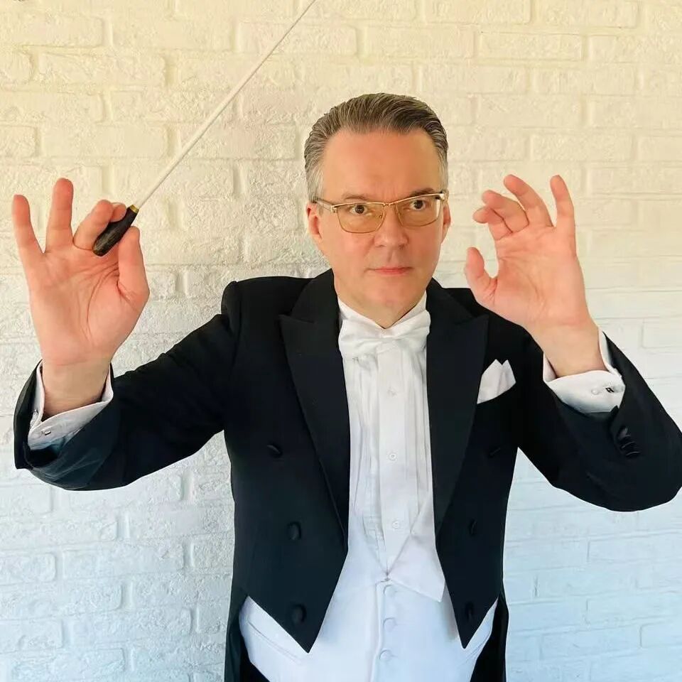 ChangShaDaily's tweet image. Here’s a #musical #invitation from #Moscow. On January 7, 2026, the Moscow State Classical Symphony Orchestra will present the "Eternal Melodies" 2025-2026 New Year #Concert at the #Changsha Concert Hall, striking up beautiful notes for the new year. #art #music #ConcertTickets…