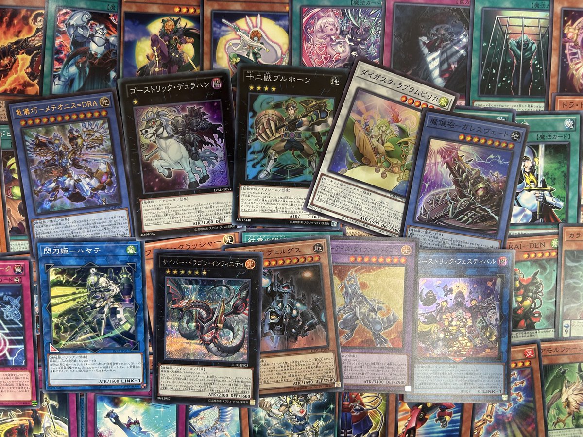 🔥ストレージコーナー🔥 #遊戯王 #ポケカ #デュエマ #ワンピースカード