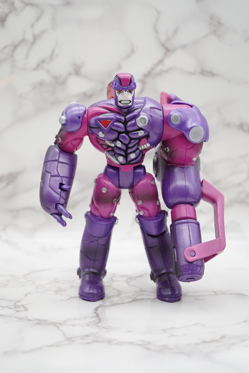 オークションで落札しましたセンチネルが届きました。 すげーいい顔し