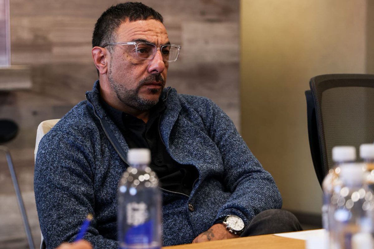 "Mañana mismo vamos a citar a la Mesa Directiva en la sede de Av. La Plata, para que llamen a Asamblea".

"Espero que no influya que Moretti no haya firmado el acta. La otra vez pasó lo mismo y salió a trabar todo. Si quiere un poco a #SanLorenzo, espero que no".

🎙️ Evangelista.