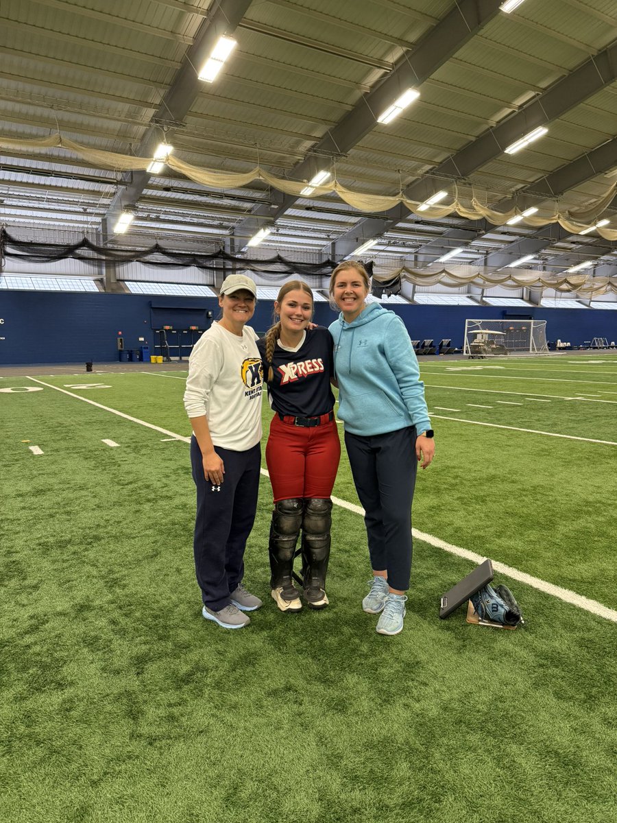 Eva Farfsing C/ 2029 tweet media