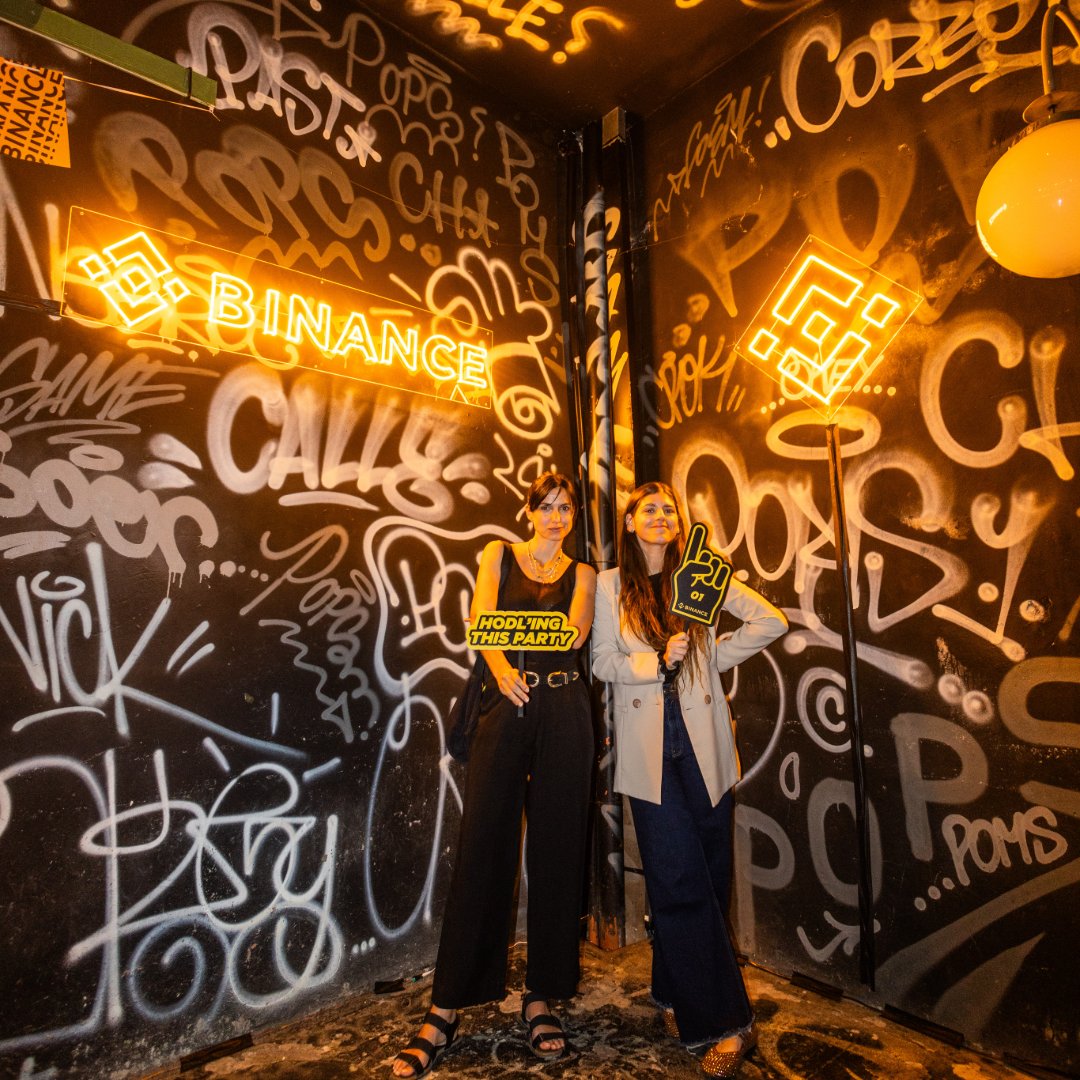 Closing out 2025 in Buenos Aires with an unforgettable evening

Community, music, and the best vibes to end the year together.

Thank you to everyone who joined us 💛