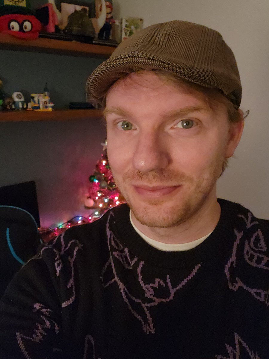 SeanIsAngry's tweet image. Did you know I've been doing a full playthrough of Skyrim live? Well now you do. Come on by, ya heathen!

twitch.tv/SeanIsAngry