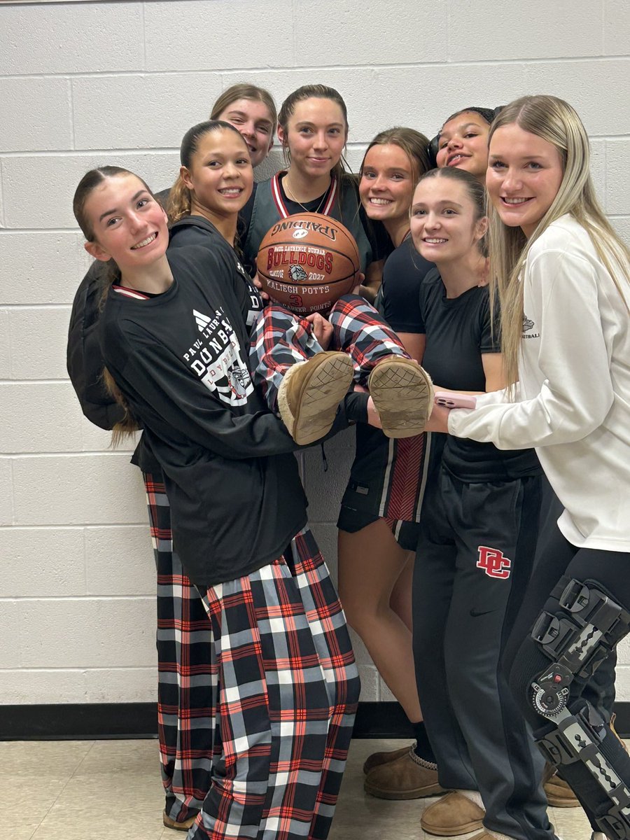 Dunbar Lady Bulldogs Basketball tweet media