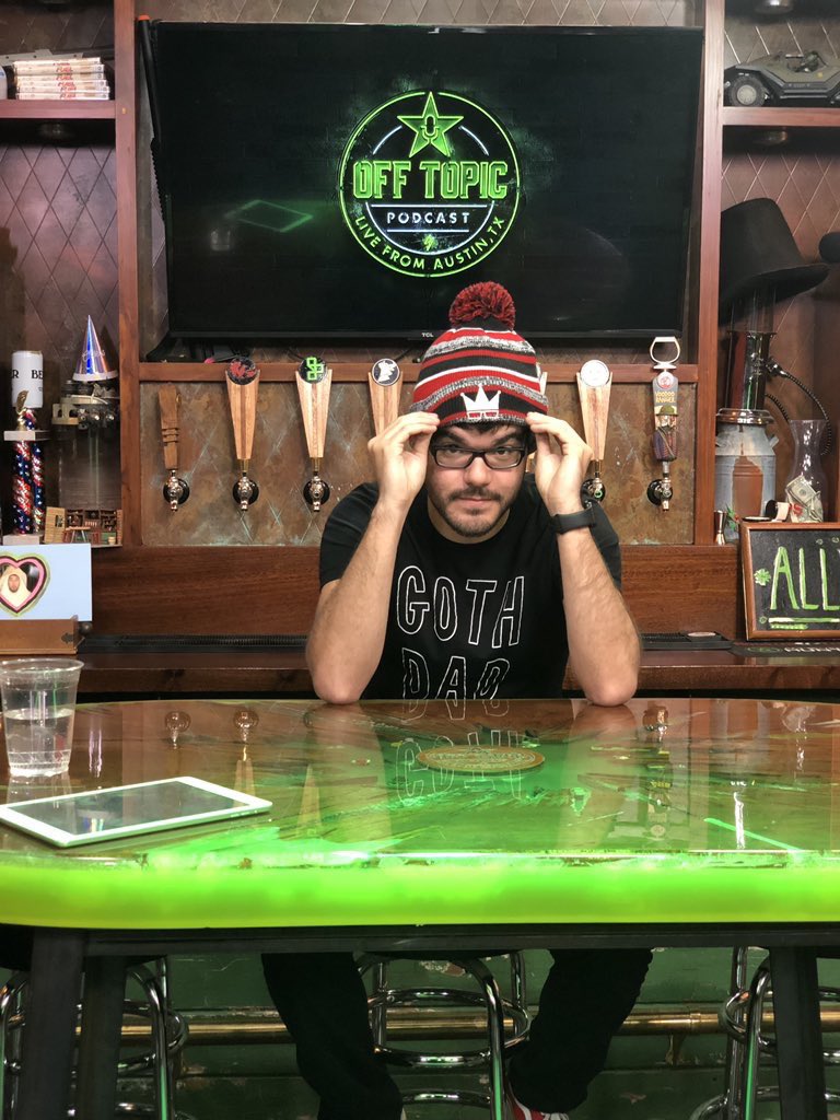 glasses 🐑🌻 🔜 OshiUpLink tweet media