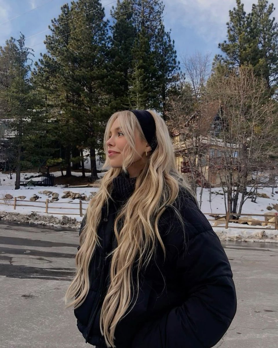 DelicateWhimsy's tweet image. ❄️