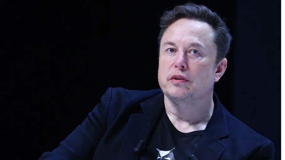 أول شخص في التاريخ .. ثروة إيلون ماسك تصل رقما لا يقترب منه أحد 