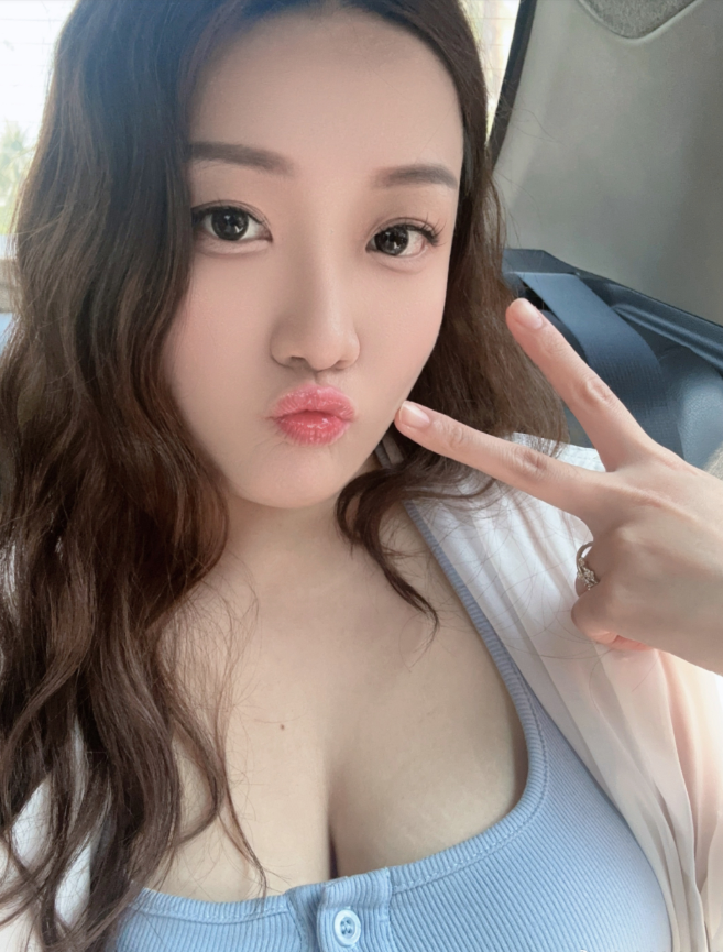 0Faity's tweet image. 沒有愛的叫打炮 有愛的才是做愛 #墨尔本