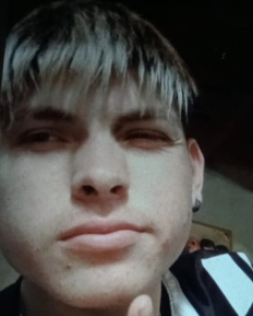 desaparecidaorg's tweet photo. Thiago Ezequiel Sosa tiene 17 años, desapareció el 15/12/25 en Glew, Almirante Brown, provincia de Buenos Aires. Se hizo la denuncia. Por favor compartir y avisar #Urgente a la policía local, o al ☎️911

#Glew #AlmiranteBrown #BuenosAires https://t.co/fAXCgmIIRG