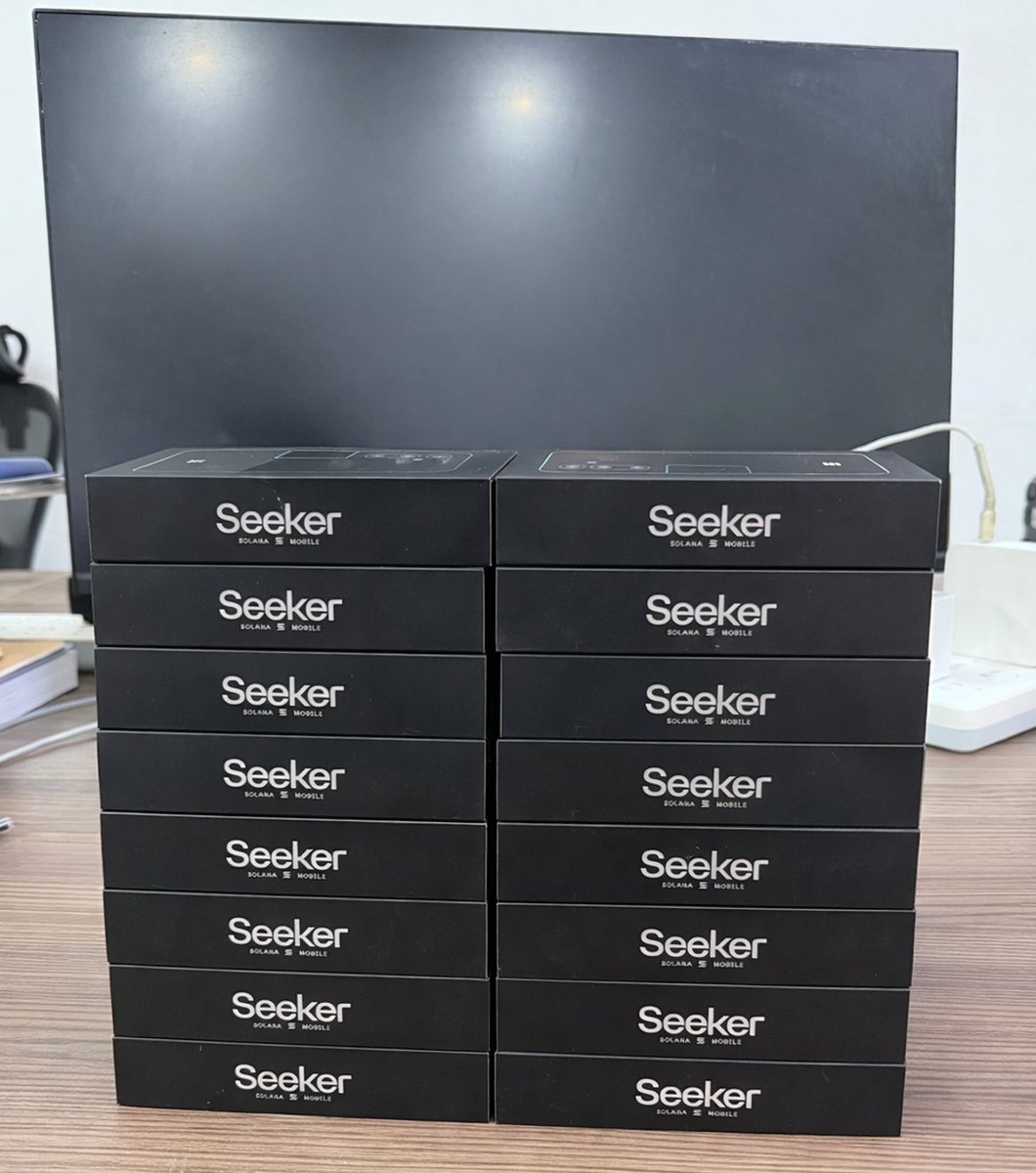 好了，在闲鱼上的低价Seeker被扫完了，现在很难找到2000一下的solana mobile了。 这个手机，即使你啥都没干，手里也有10000个币，昨天值600u，今天也值450u  ，这纯纯是web3硬通货。