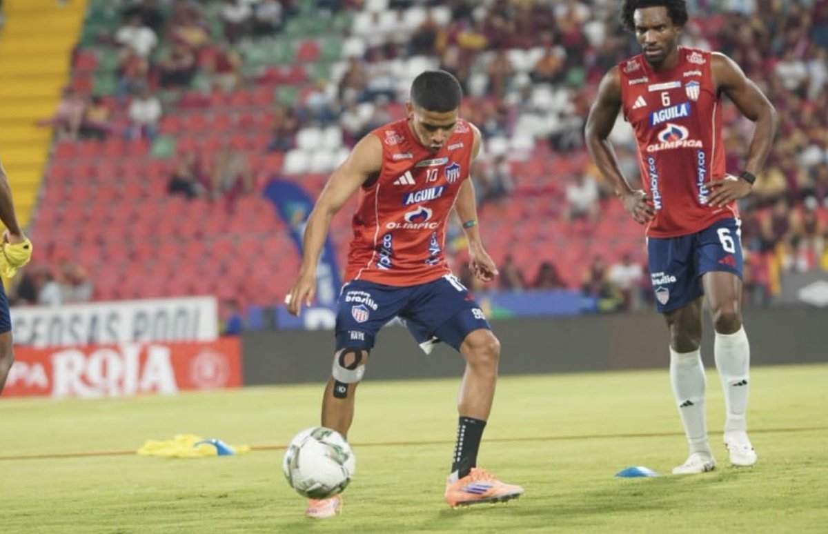 🚨 Clasificados CONMEBOL 🇨🇴

Libertadores:

•Santa Fe
•Junior
•Tolima
•DIM

Sudamericana:

•Atlético Nacional
•América
•Bucaramanga
•Millonarios