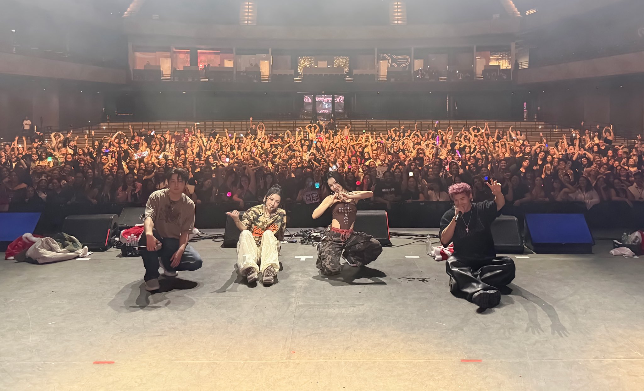 G8VlBsGa4AISWYW?format=jpg&name=large