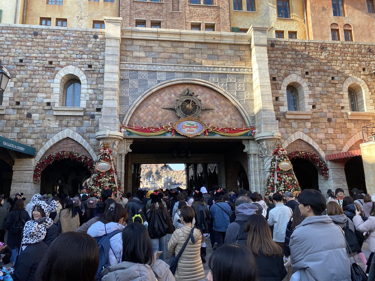 OFairy8088's tweet photo. 久しぶりに日帰りでディズニー https://t.co/iNgGaM4rno