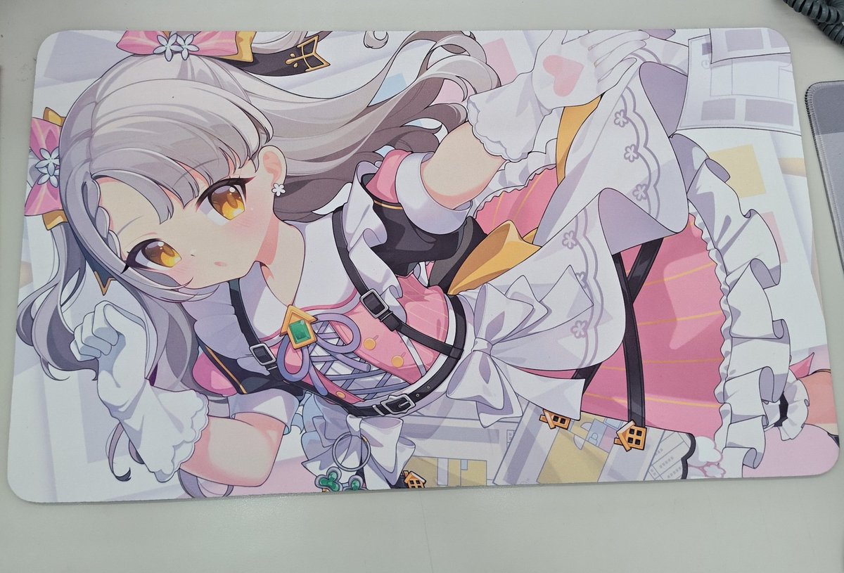 今回、新しいプレイマットを2種類用意しました！！