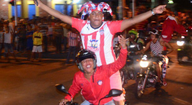 gregnsg's tweet photo. El Junior quedó campeón de verdad y no podremos usar esto: https://t.co/gT8q0Bx2In