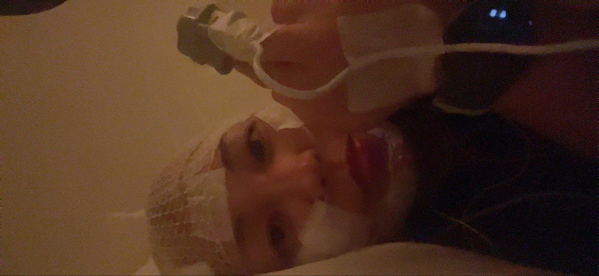 lovemanayo's tweet photo. お友達に睡眠実験おもしろかったから
体験したらとのことで、案内をもらい参加しまして☺️

めちゃくちゃ良く寝れました❣️

そ��でもって
元気がありあまってしまい

ついつい
10キロ走ってしまいました☺️💕 https://t.co/hysyTKucae