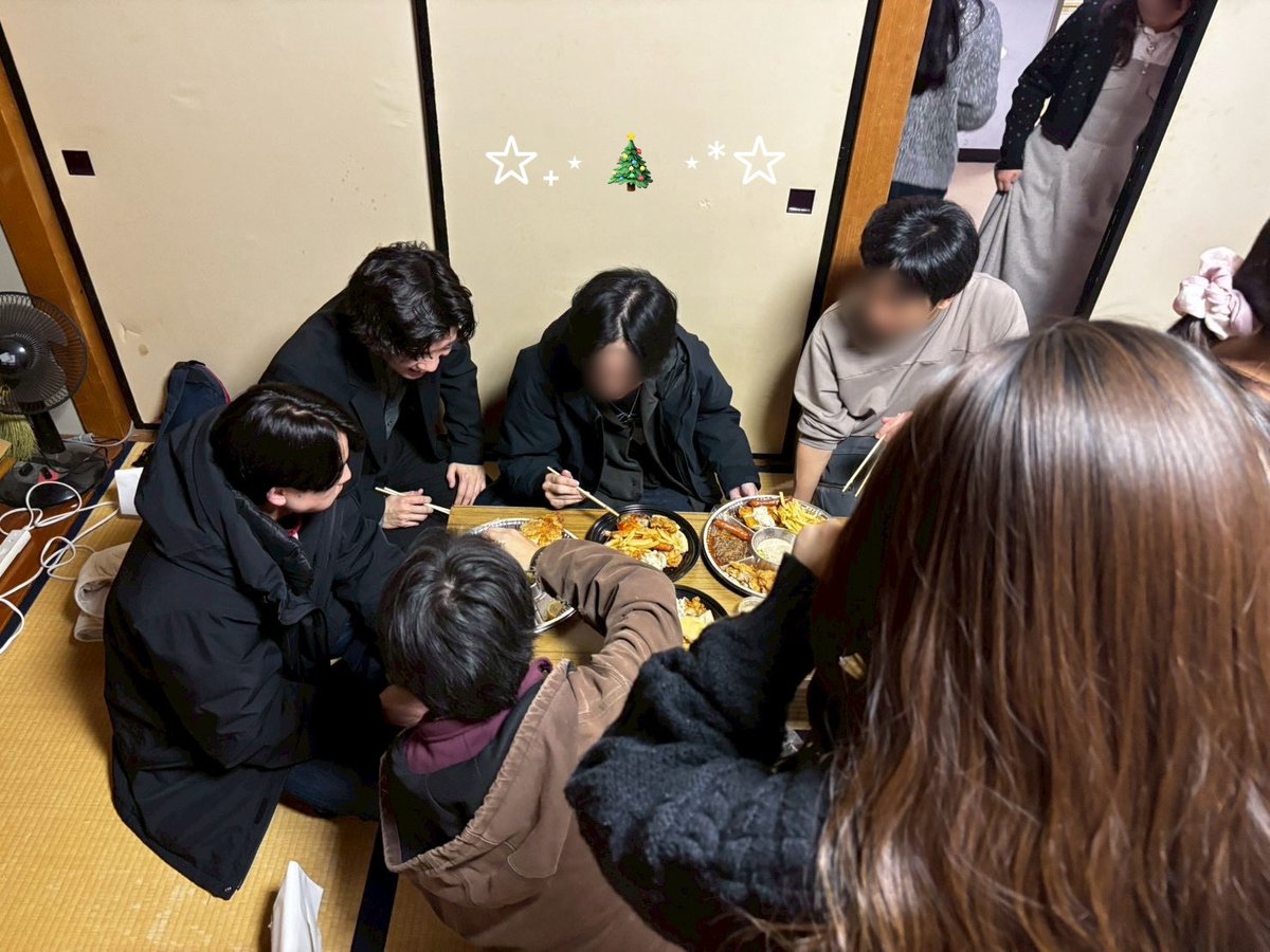 schulkamerad1's tweet photo. シュールカメラート管弦楽団です🐢
13日に新人演奏会を開催しました🎶
今年入団してくれた部員のみなさんが、一生懸命練習を重ねて演奏してくれた姿は、とても感慨深いものでした🥹
定期演奏会でのさらなる活躍が、今から楽しみです♪
#島根大学
#島根大学医学部
#島根大学シュールカメラート管弦楽団 https://t.co/PfqCMymLt5