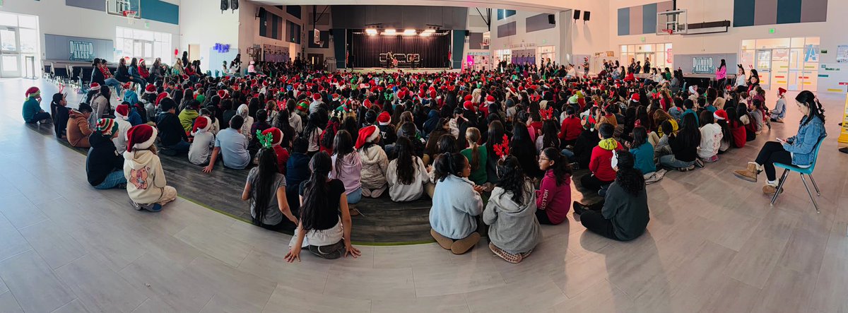 Leslie Thomas tweet media