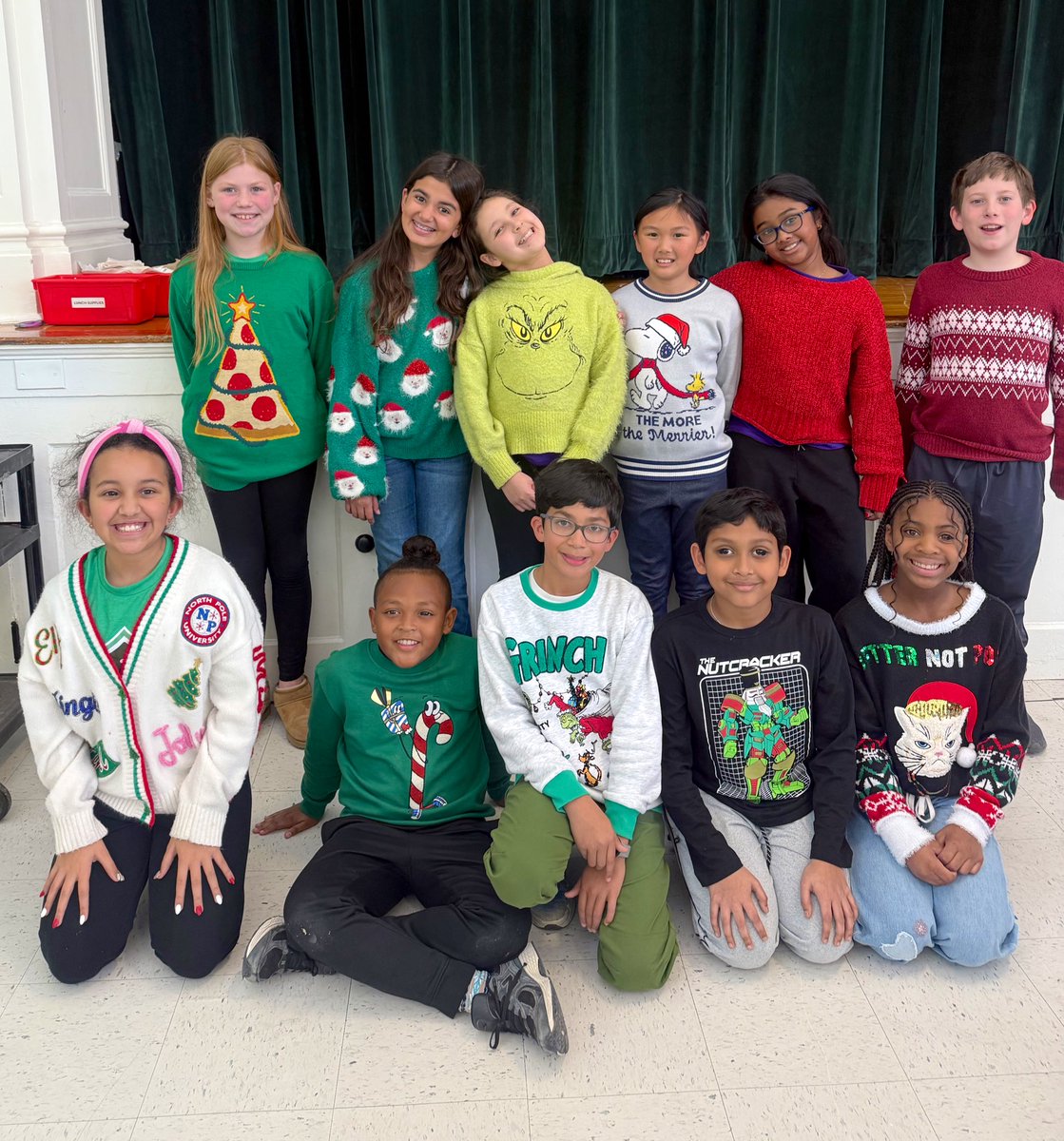 River Oaks IB World School tweet media