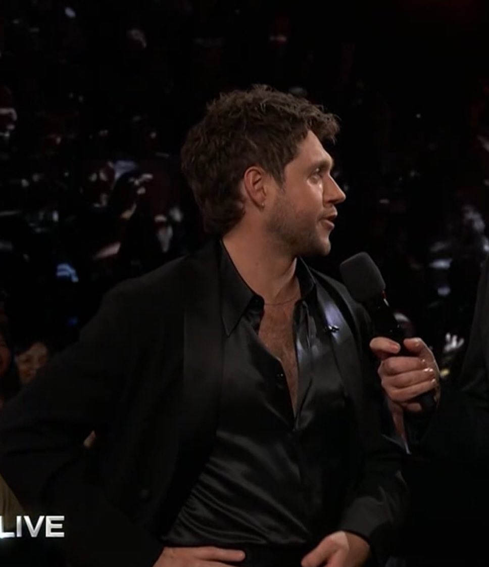 deserves to be the winner just for being so damn sexy