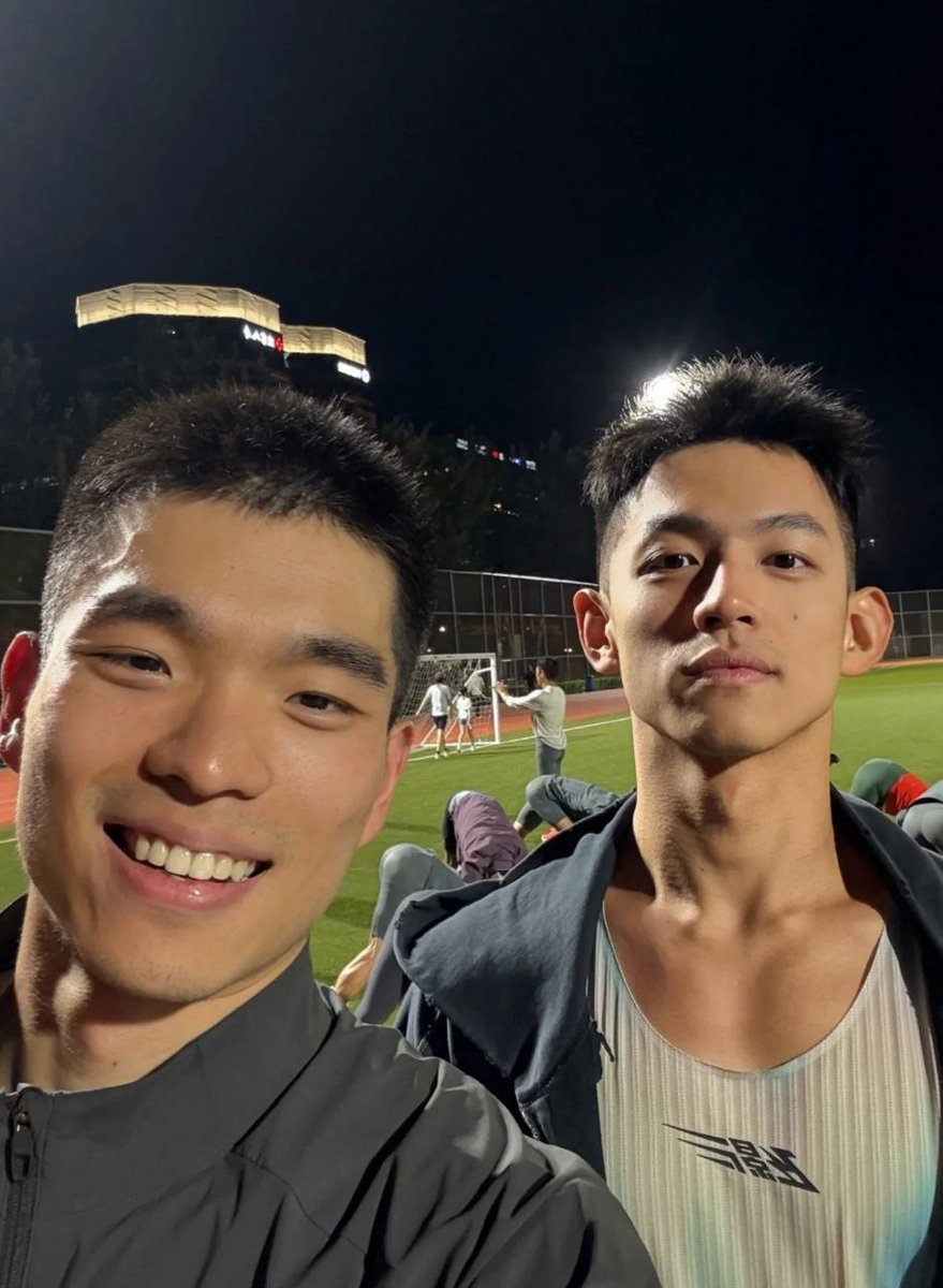 AshishN62509548's tweet photo. 一起跑了个步 还顺便度过了一个愉快的夜晚 视频可出 #双方均已检测 #同城交友 #合适可约 https://t.co/8uXDn5yPJr