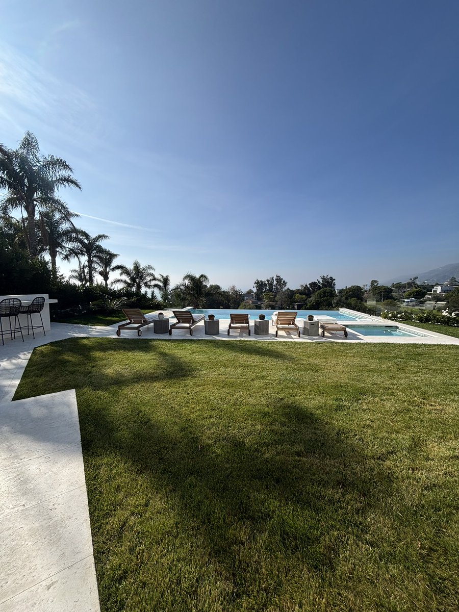 codeinekila's tweet image. Life been pretty good so far