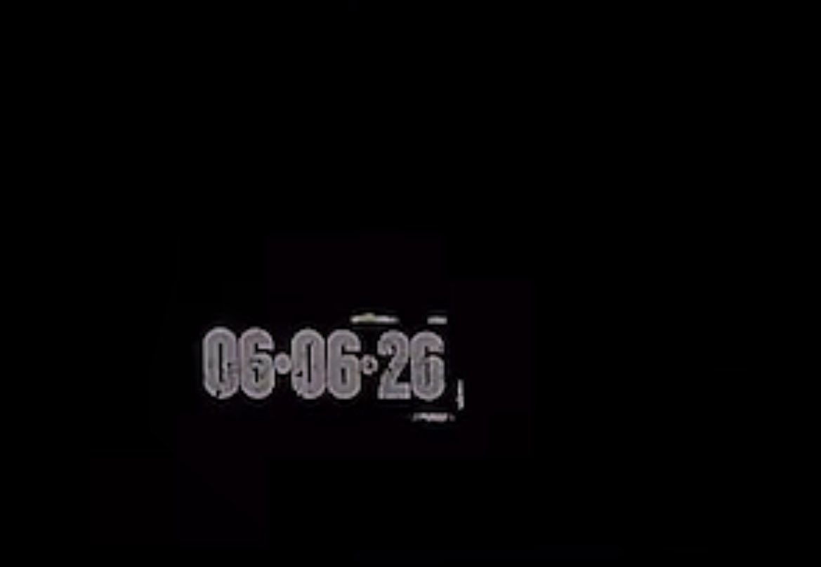 sunsetrhode's tweet image. LALI QUE ES ESTO LA PUTA MADRE LALI EN RIVER?