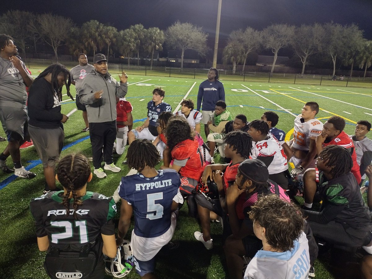 Robert Nichols tweet media