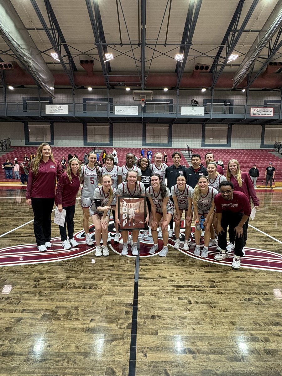 𝘾𝙊𝙉𝙂𝙍𝘼𝙏𝙐𝙇𝘼𝙏𝙄𝙊𝙉𝙎 👏

After reaching the milestone on the road, we were able to celebrate Averee Kleinhans career achievement tonight! 

#PioneerProud | #ROCK