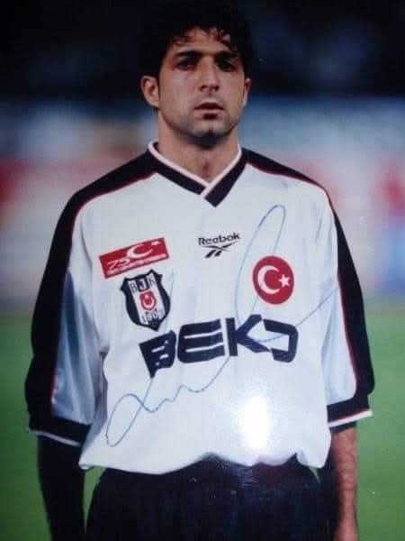 #DOĞUMGÜNÜ #OktayDerelioğlu #17Aralık #17Aralık1975 #Beşiktaş #HappyBirthday #MutluYaşlar #AllesGuteZumGeburtstag
Eski Millî Futbolcu ve Teknik Direktör Oktay Derelioğlu'nun DOĞUM GÜNÜ'nü kutlar, Sağlık, mutluluk, huzur ve başarı dolu nice yaşlar dilerim. <a href="/Okty11Oktay/">Oktay Derelioğlu</a> <a href="/Besiktas/">Beşiktaş JK</a>