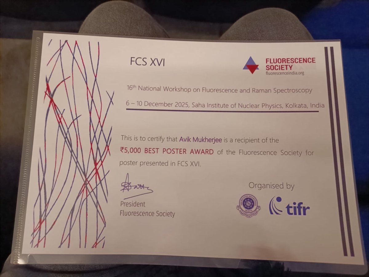 Congratulations Avik for presenting our new work on RNA structure- function relationship to an interdisciplinary audience and wining the best poster award.