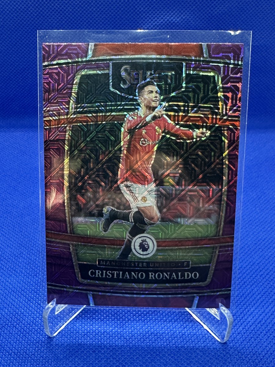 21-22 Panini Chronicles Select Ronaldo Purple Mojo: $30 See pinned