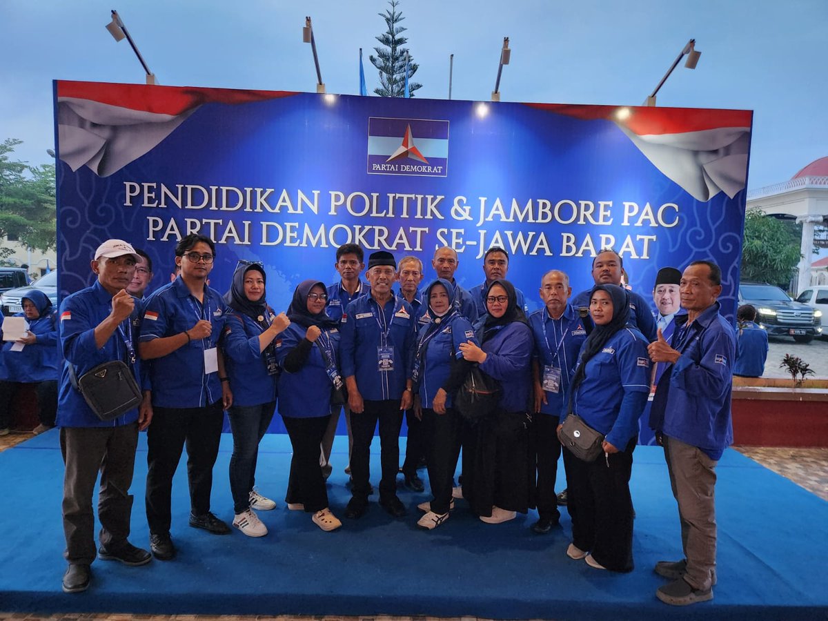 DPC_PDKuningan's tweet photo. Kegiatan Konsolidasi DPAC Partai Demokrat se-Jawa Barat yang dirangkaikan dengan Jambore Jawa Barat. Kegiatan ini menjadi forum strategis untuk memperkuat koordinasi, soliditas, serta semangat kebersamaan antarstruktur Partai Demokrat di seluruh Jabar. https://t.co/TJWQ65SzO2