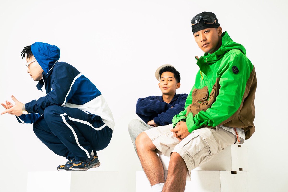 【本日発売】
Deey, EVO, MrRn『亜門 - AMON』
CD, LP
2025.12.17

日本のアンダーグラウンドヒップホップ最前線の3人による注目作が、ボーナストラック付きCDとLPでリリース。
※CD盤面デザインが当初のものから変更となっております。

oto-tsu.jp/features/archi…