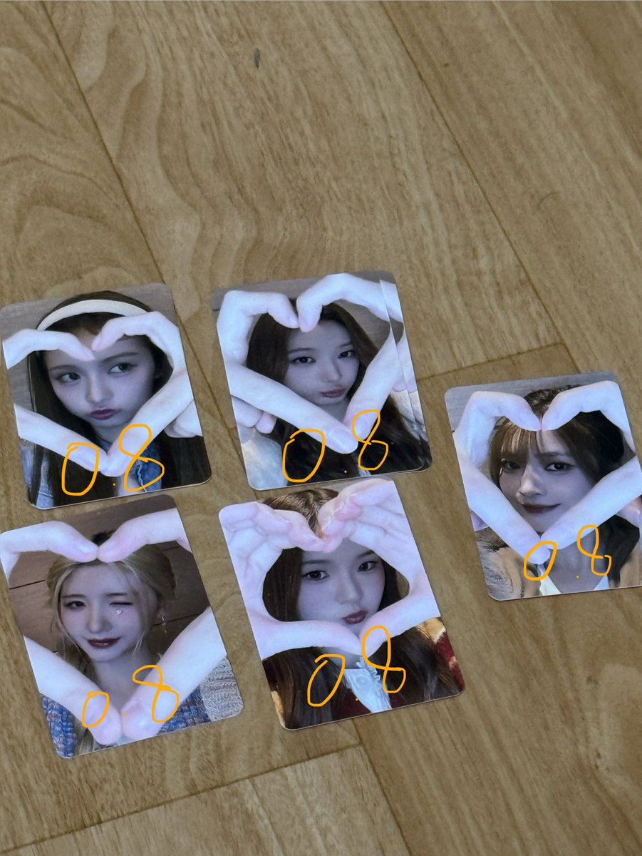 kzwlove's tweet photo. 힛지스 모든 포카 양도
⭕2장 이상 거래 ⭕
5장 이상 거래할 시 🫶🏻 준포 🫶🏻
모든 인증 ❌
거래는 gs 반택 /우체국으로만 진행
https://t.co/p2icBeg0Hx

HITGS 비비 서진 서희 혜린 이유 사워패치 그로스 카리즈마 메이크스타 애플뮤직 뮤브 에버라인 공방포카 미공포 값싼포카 https://t.co/mZQrbGWQxJ