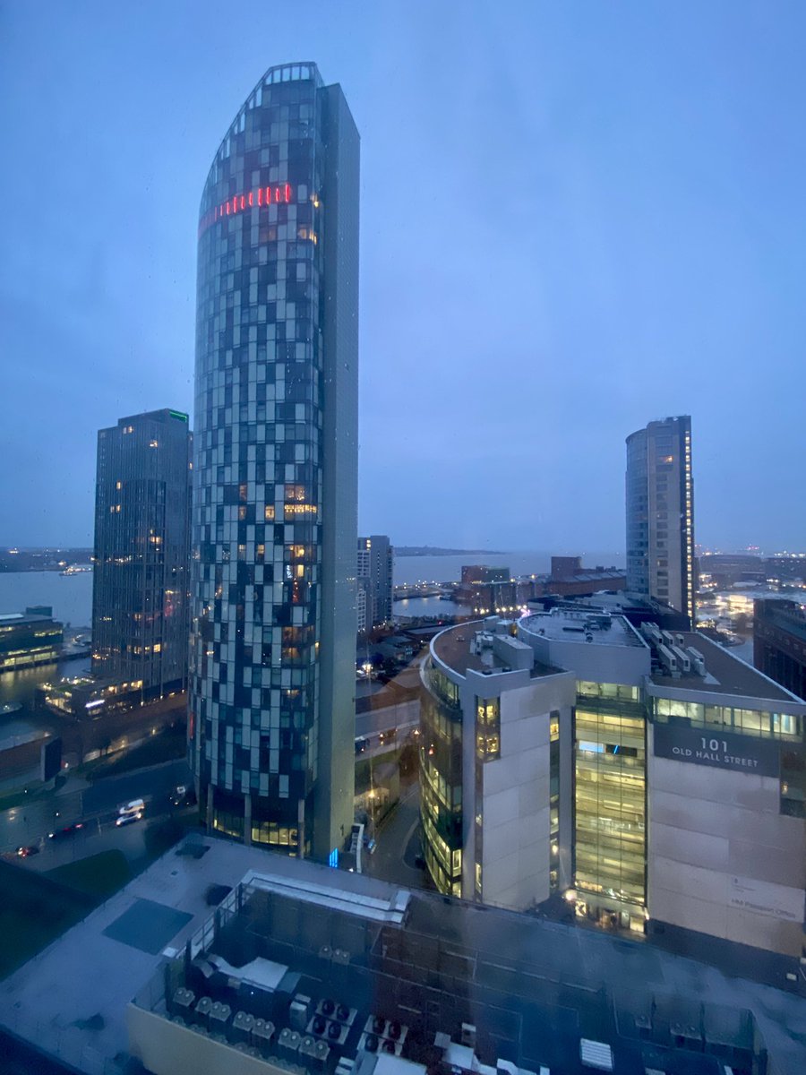 Grey start 🌧️ to this morning on the sunniest year on record 🤔