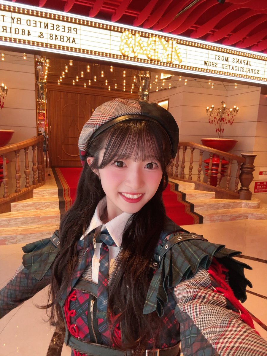 秋山由奈 AKB48 赤チェック衣装 生写真 4種コンプ 武道館 ホログラム 秋山由奈 AKB48 20周年記念 赤チェック衣装 生写真 3種コンプ 武道館