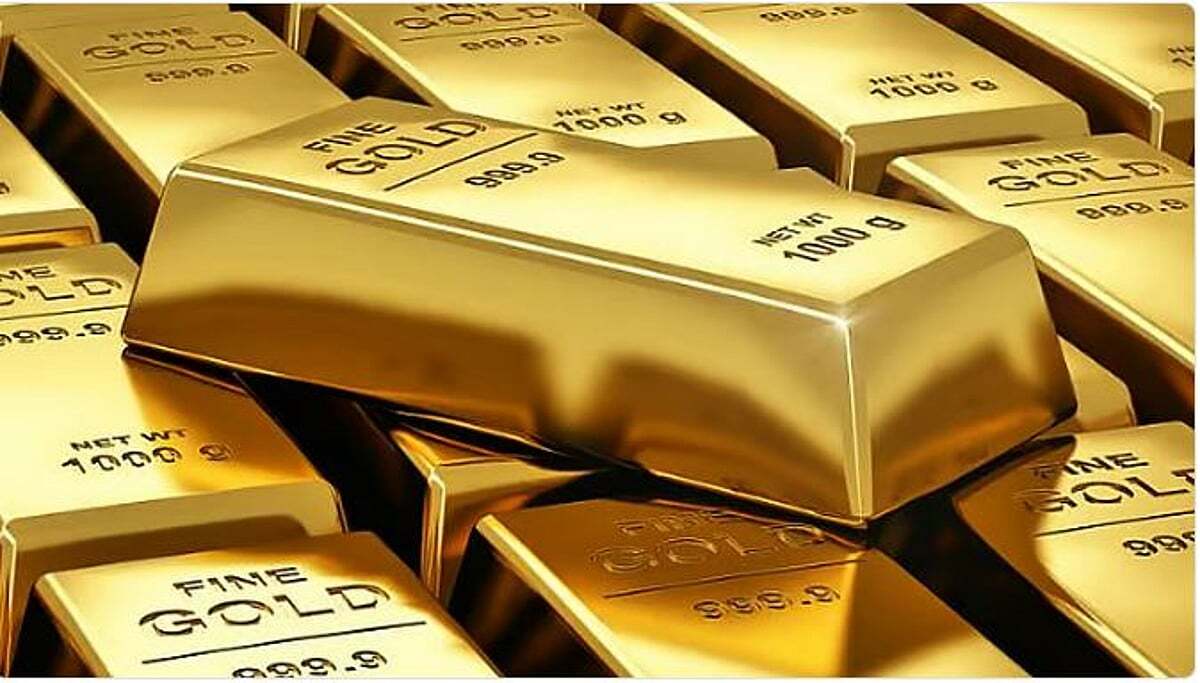 ارتفعت أسعار الذهب والفضة وسط توقعات بتخفيض الفائدة الأمريكية، حيث صعدت العقود الآجلة للذهب 0.4% إلى 4350.50 دولار،. وزادت الفضة 2.8% لتصل إلى مستوى قياسي عند 65.63 دولار للأوقية، فيما ارتفع الذهب الفوري إلى 4321.56 دولار 