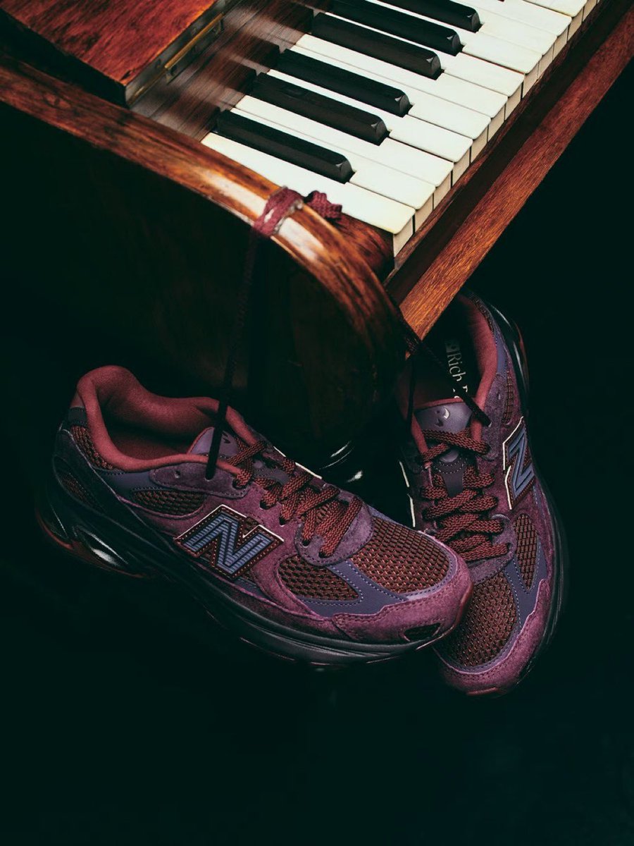 Sneakerologue's tweet image. AD: Rich Paul x New Balance Abzorb 2010 dans 30mins sur NB FR

💶: 190€

Lien =&amp;gt; newbalanceemea.pxf.io/OeNDxK

Mon Unboxing👇🏾