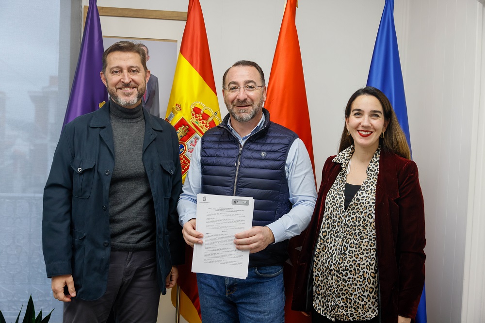 📝🤝🏃‍♀️ #ColmenarViejo suscribe un convenio de colaboración con la Fundación UAPO 💚

🪙 Aportación de 20.000 euros para impulsar el desarrollo de sus actividades

ℹ️ Más información:
colmenarviejo.com/comunicacion/n…

➕👇