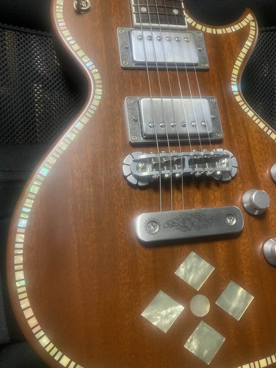 ここしばらく買った楽器の自慢をしてなかったのでしておくか。海賊船