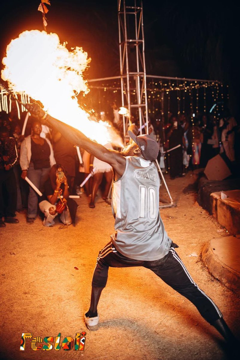 Abeg, help me share my event 🙏🏽
Abeg, come for my event too.

Come and have fun.
Come and snap fine pictures.
Come and meet people stop forming introvert 😌
Come and dance.
Come and eat.
Come and see plenty lights ✨

Come to Festoli 2025
📍 Space 2000, Barnawa, Kaduna
🕕 6pm