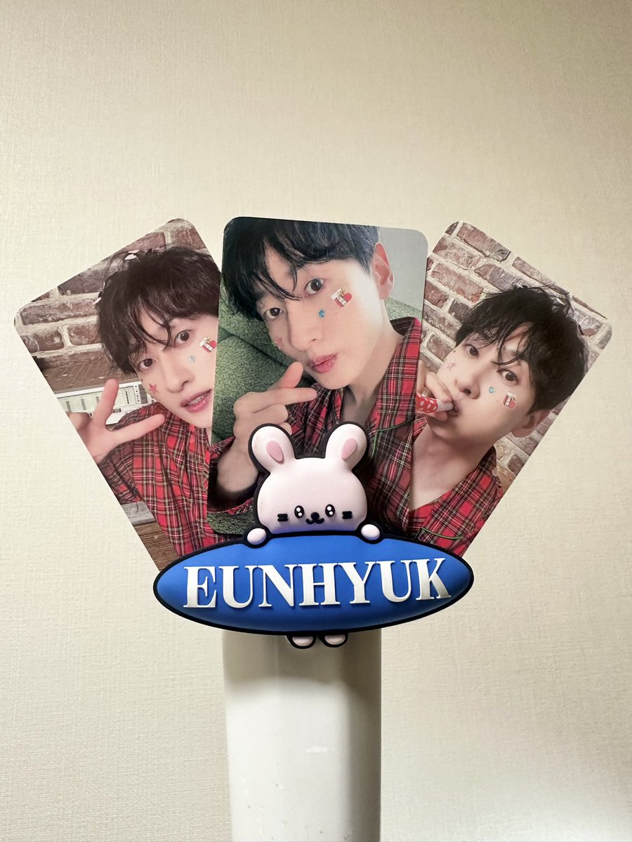 クリスマスっぽいトレカ🎄❤️ ウニョクさん💌 油そばは今日も元気に