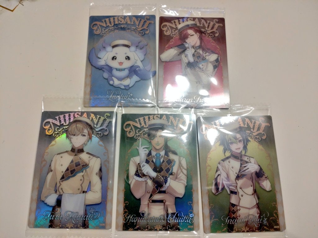 yutaron_7712's tweet photo. やっと見つけたウエハース。
5個買ってちょま来てくれたー🙌 https://t.co/zjBBkiYcp4