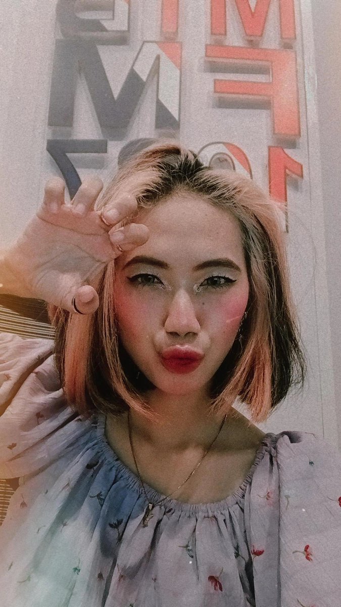 Annyeong Chingu♥️
Eits, jangan capek dulu dong sama aktivitasnya. Mending recharge semangat yuk bareng #NiarYuniar di #KOSEK #KOREASEKALI sampai jam 7 malam nanti. Soalnya sore-sore gini enaknya noraebang. Gak percaya? Buktiin sendiri. mtbfm.co.id , NIARHAE!🤟🏻