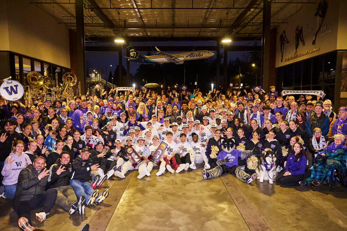 Washington Men's Soccer tweet media